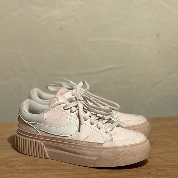 Nike size 6 legacy lift shoes - Picture 1 of 7